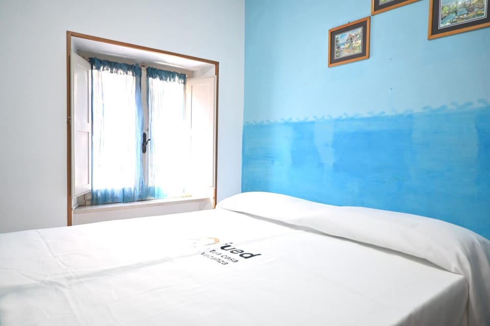 S369 - Sirolo, trilocale cielo terra in centro Apartment in Sirolo