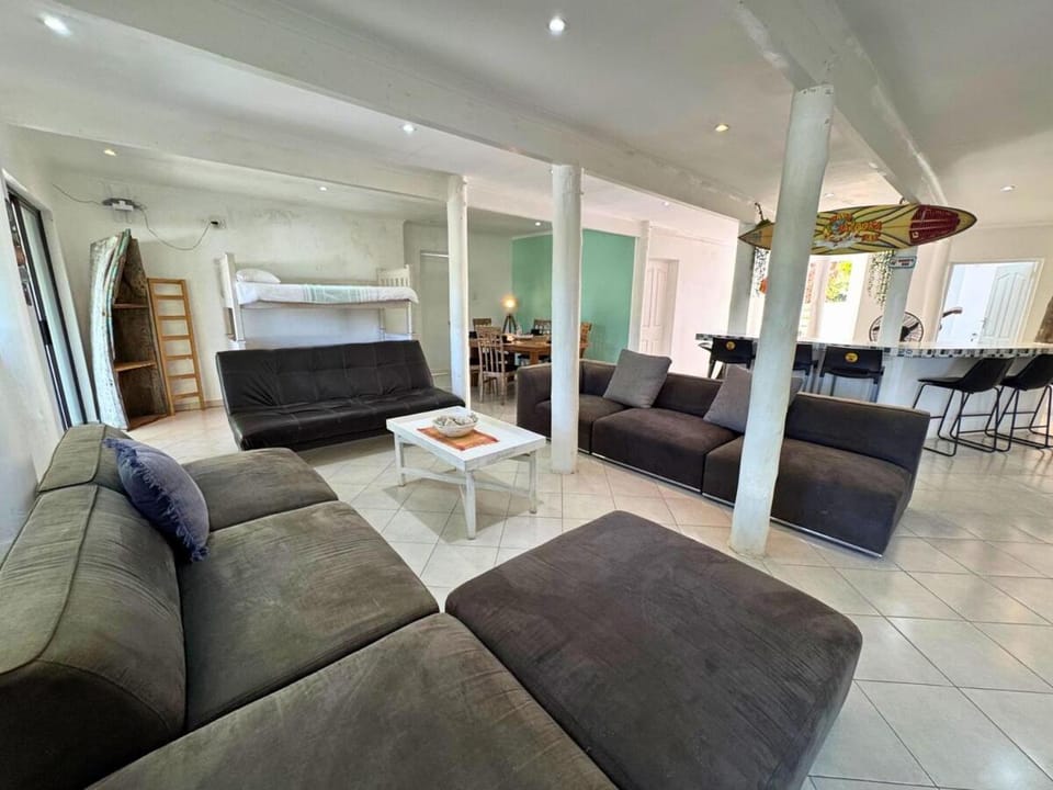 Sunset Villa - Anything Can Happen Apartment in KwaZulu-Natal