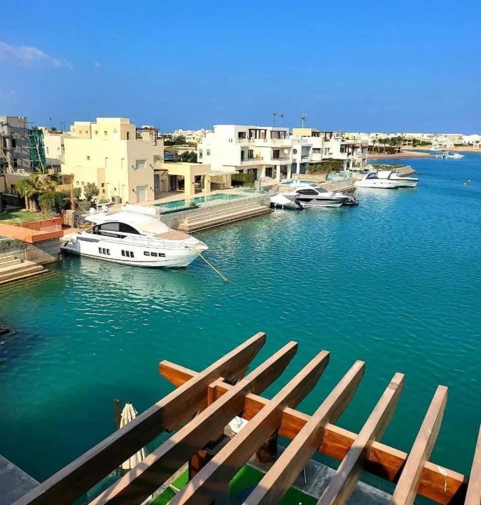 white villa Villa in Hurghada