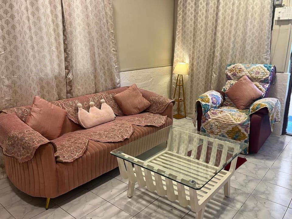 Basanti Villa Calm Cozy and Independent Living Villa in Thane