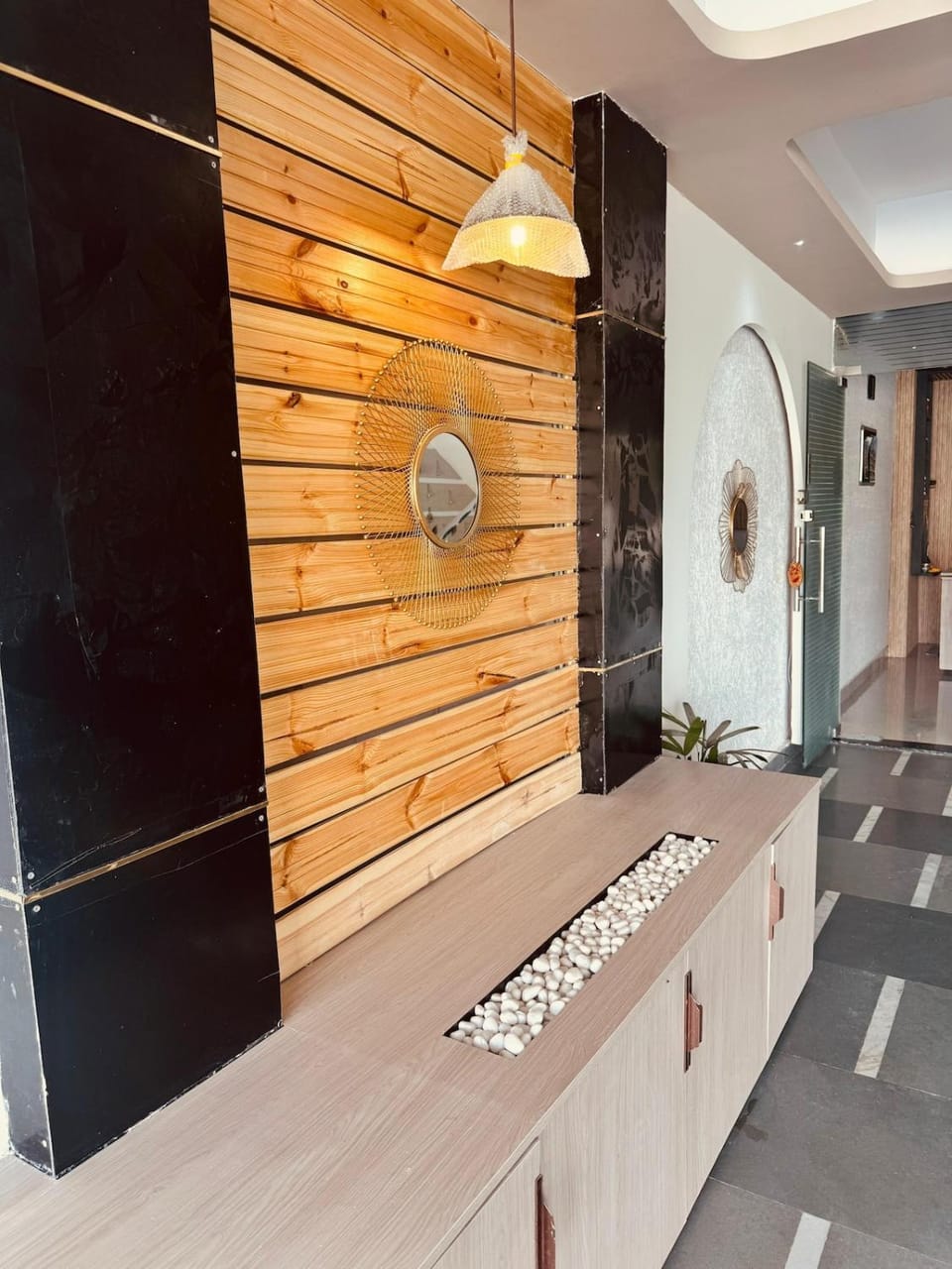 Satya Avenue Dehradun, Near Pearl Paradise IT park Road Vacation rental in Dehradun