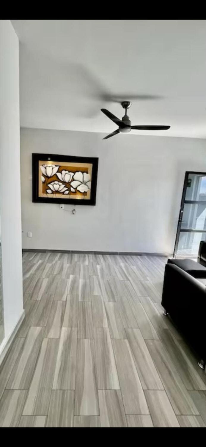 Residencia de lujo para 20 personas con alberca, climatizada privada, y terraza House in Guadalajara