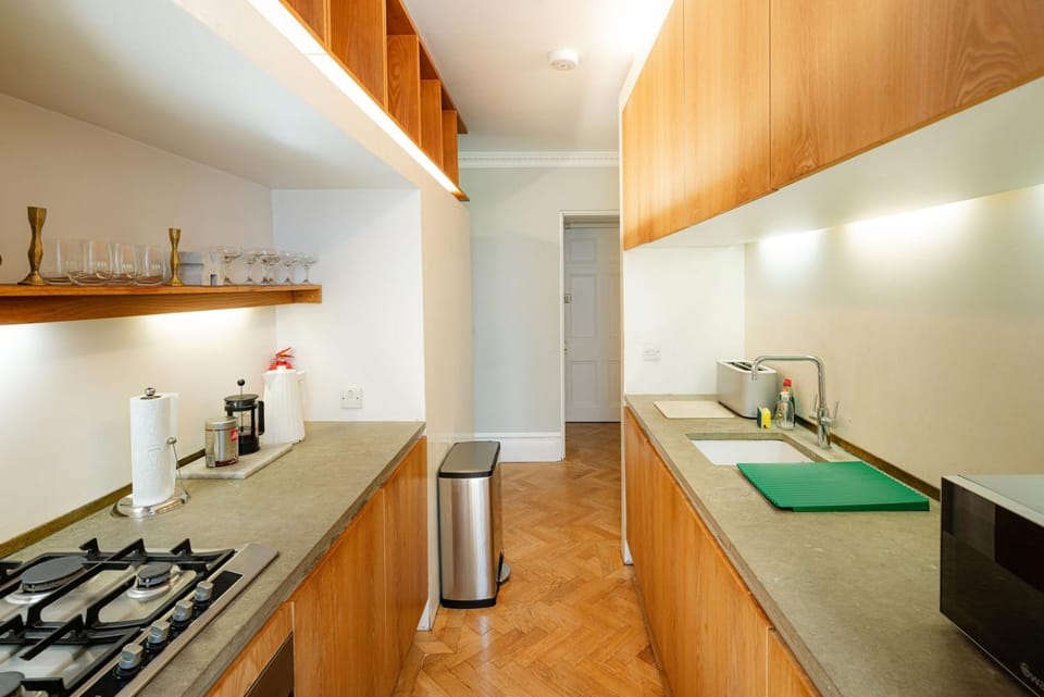 Victorian Garden Retreat in Sydenham Apartment in London Borough of Southwark