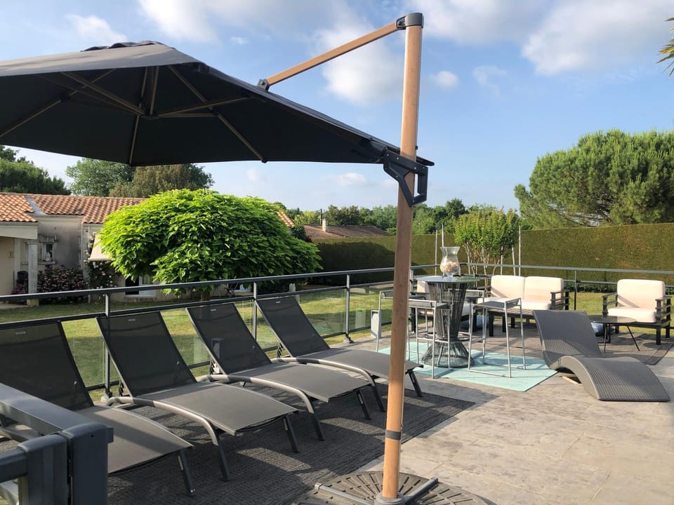 Patio, sunbed
