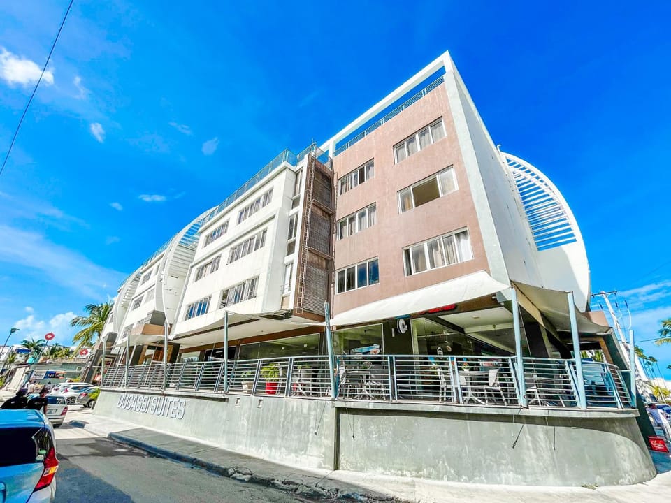 Property building, Street view, Location