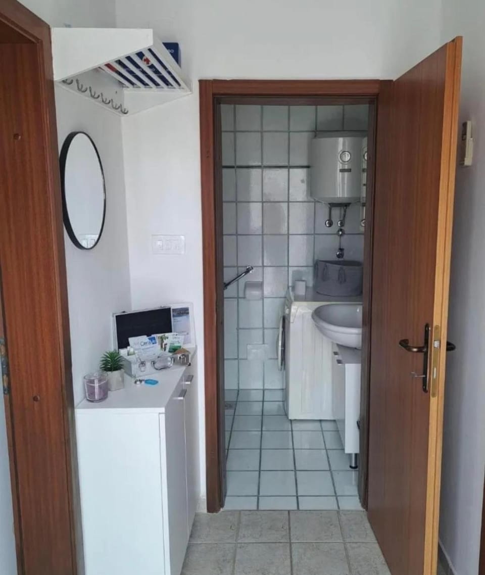 Sunny Side Selce Apartment in Primorje-Gorski Kotar County