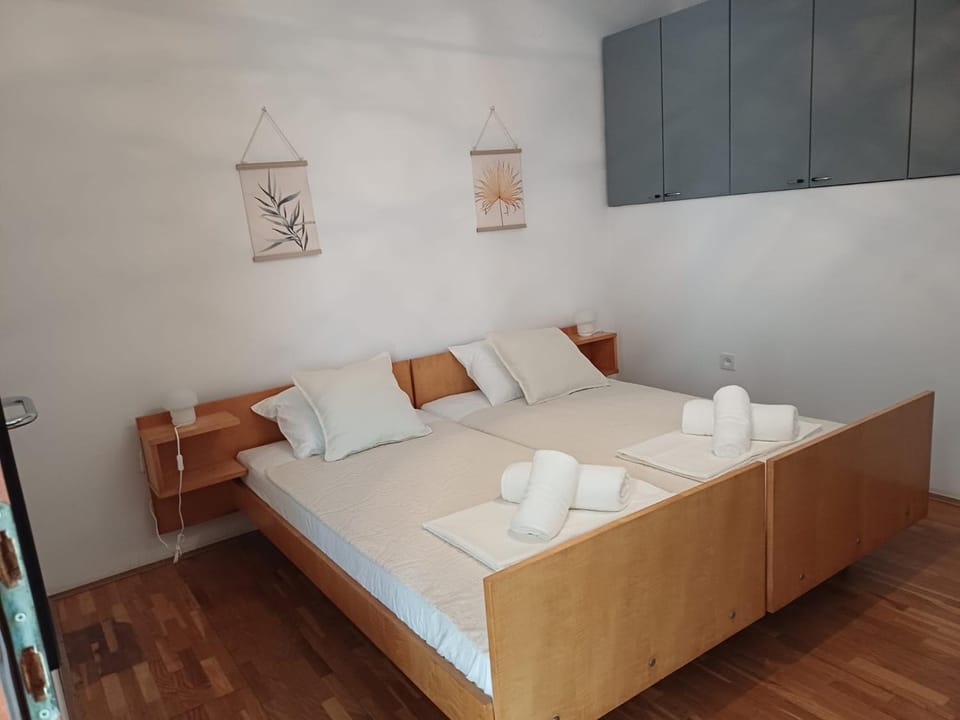 Sunny Side Selce Apartment in Primorje-Gorski Kotar County