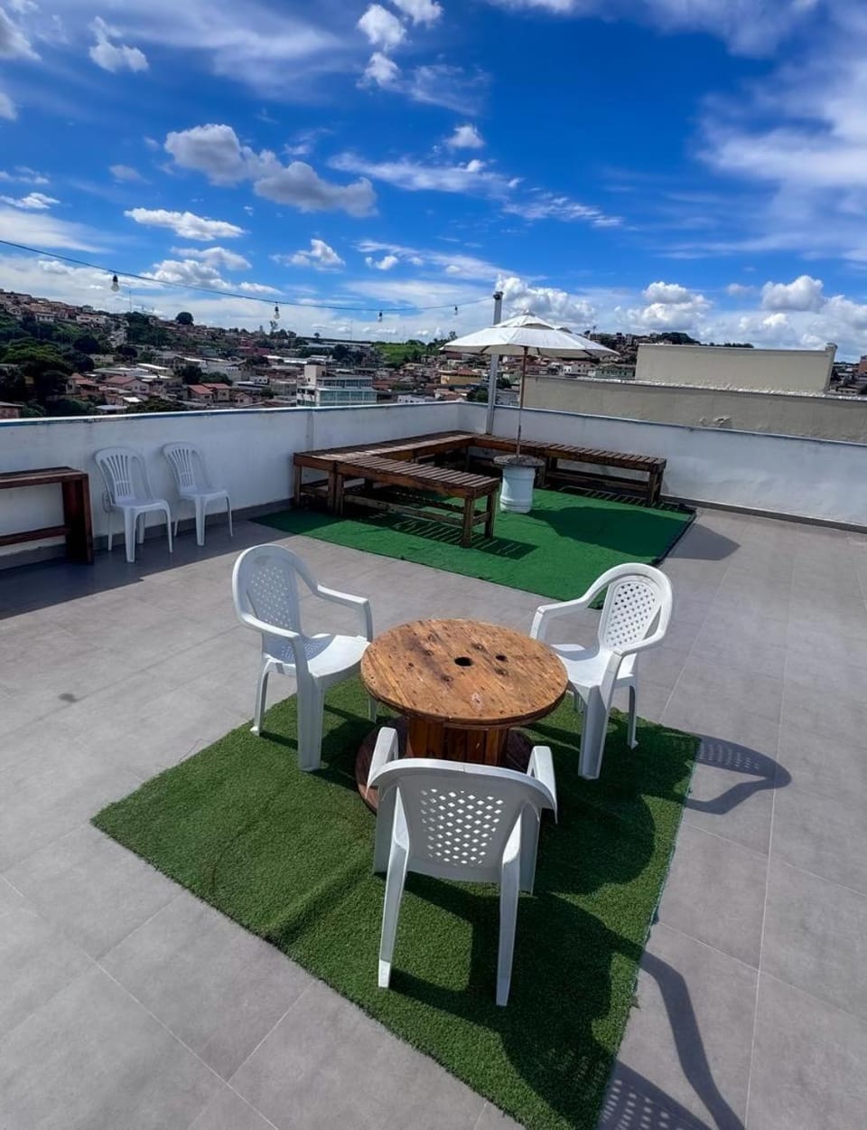 Patio, Day, Natural landscape, BBQ facilities, Solarium, View (from property/room), Balcony/Terrace, Seating area, sunbed