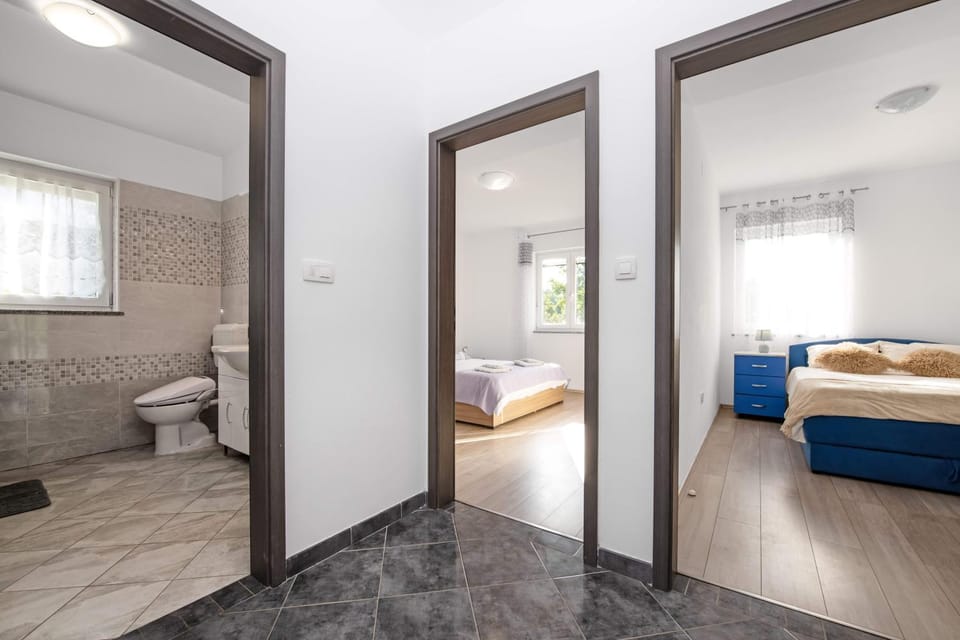 Bathroom, Bedroom