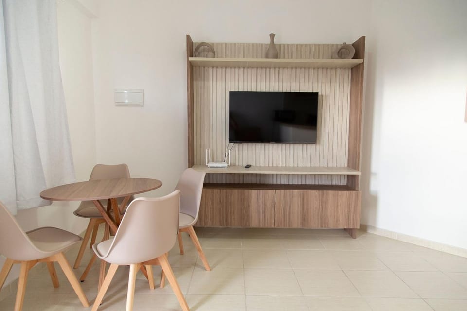 TV and multimedia, Living room, Dining area