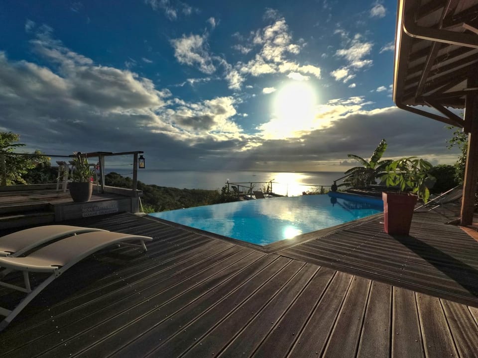 Patio, Pool view, Swimming pool, Swimming pool, Sunrise