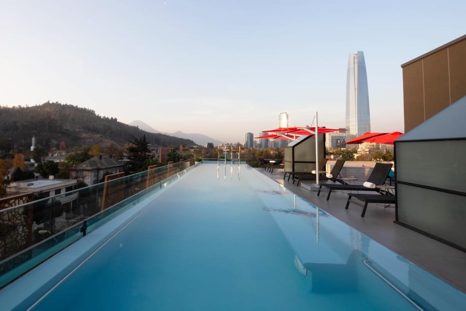 Balcony/Terrace, Pool view, Swimming pool, Swimming pool, sunbed