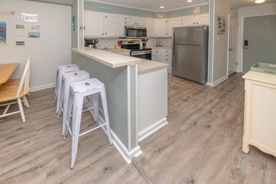 Beach House 314 House in Garden City
