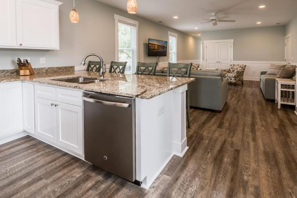 Sand Tiger House in Surfside Beach