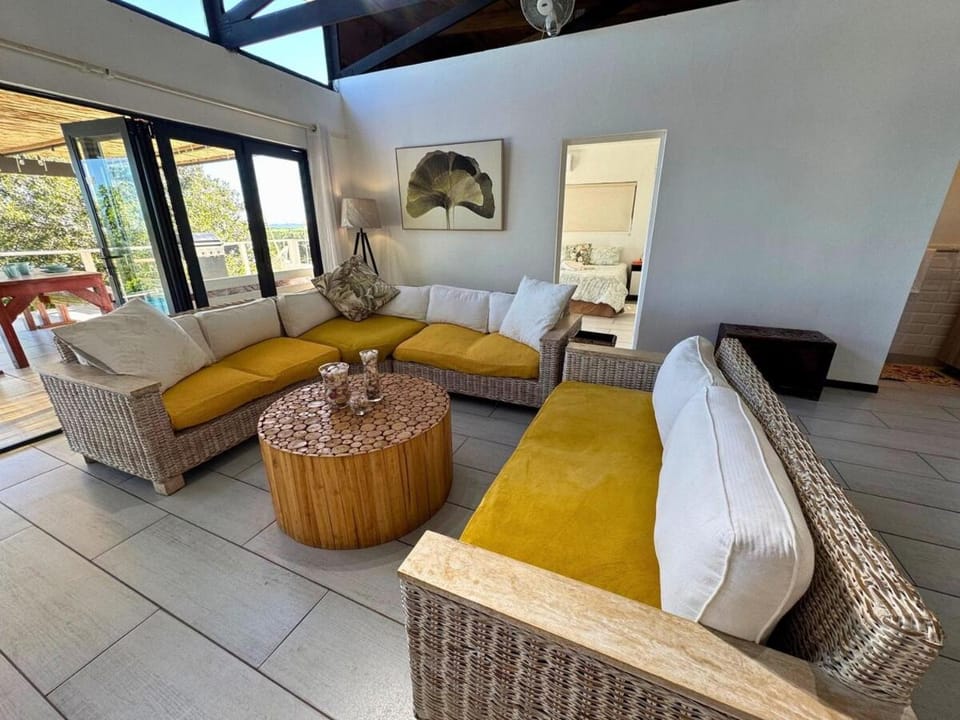 Sunset Villa - Top of the World Apartment in KwaZulu-Natal