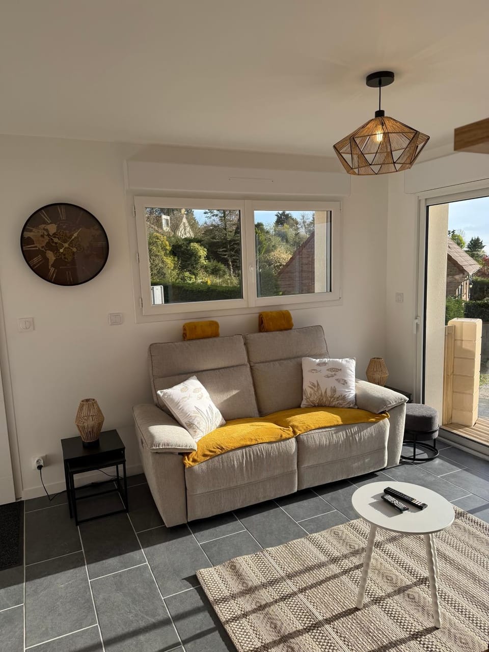 Property building, Living room