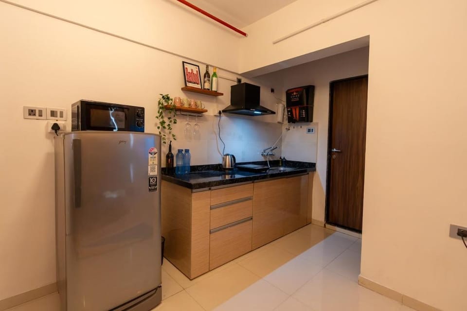Coffee/tea facilities, Kitchen or kitchenette, oven