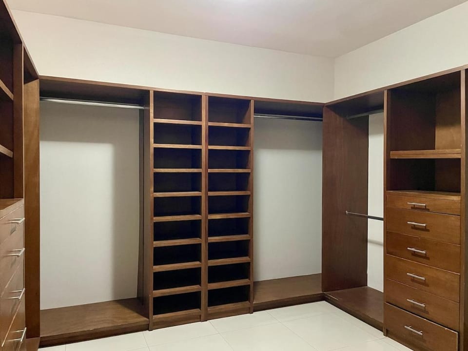 Casa Las Yucas - Pool - Sleeps 12- Garage Villa in Monterrey