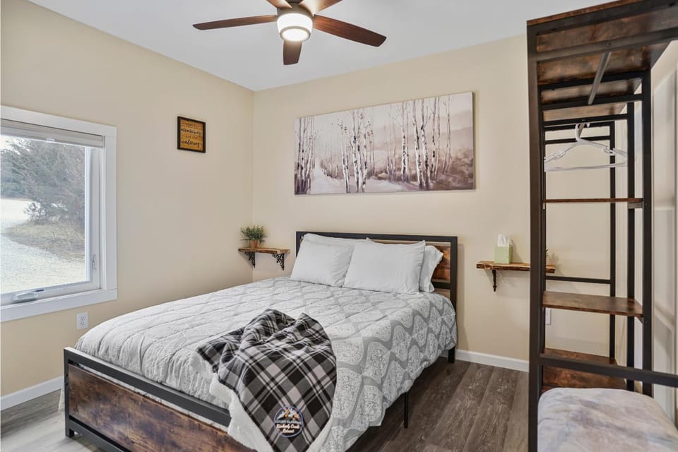 Bed, Bedroom