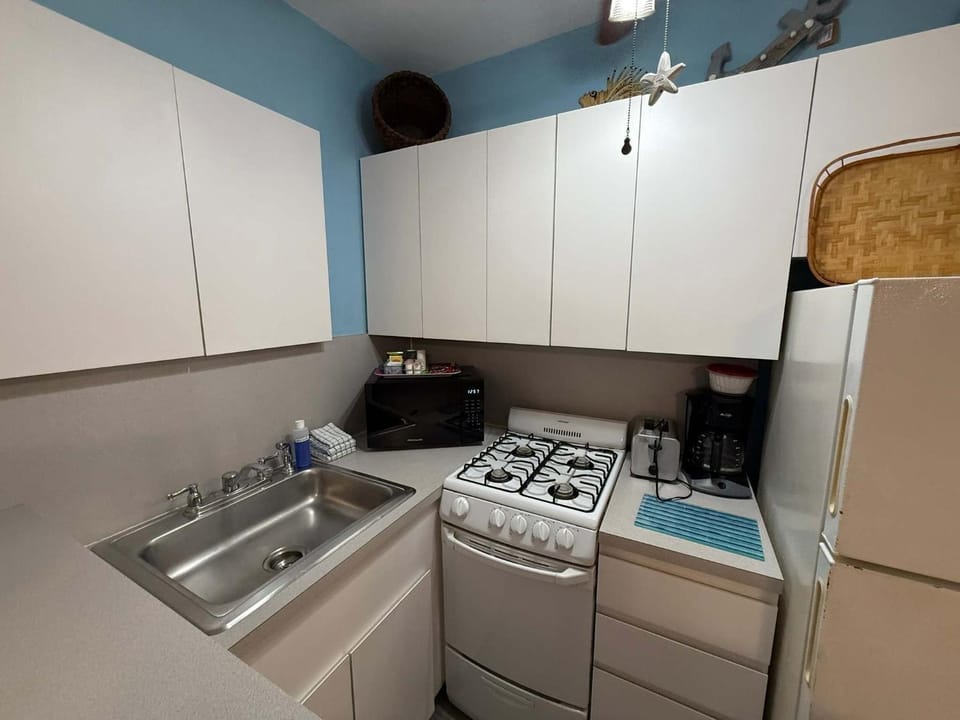 Waterfront Boutique Retreat in Hollywood Beach Apartment in Hollywood Beach