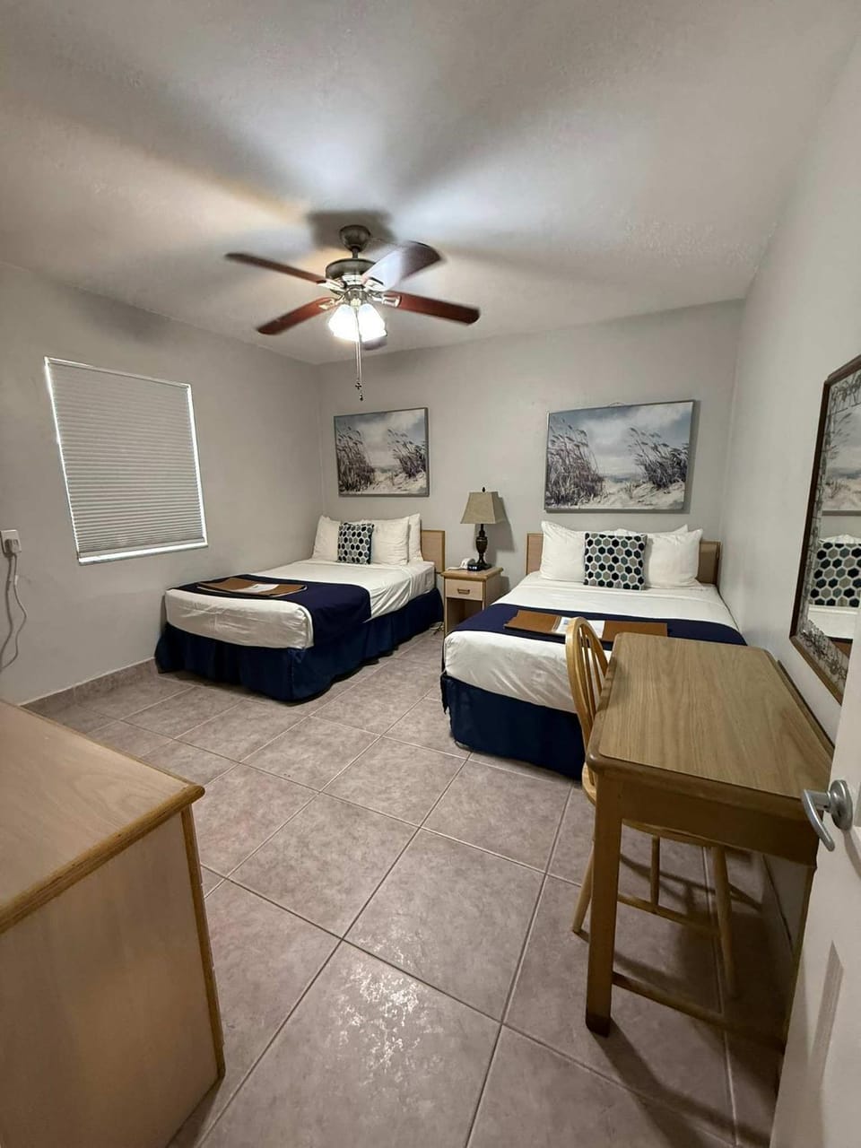 Waterfront Boutique Retreat in Hollywood Beach Apartment in Hollywood Beach