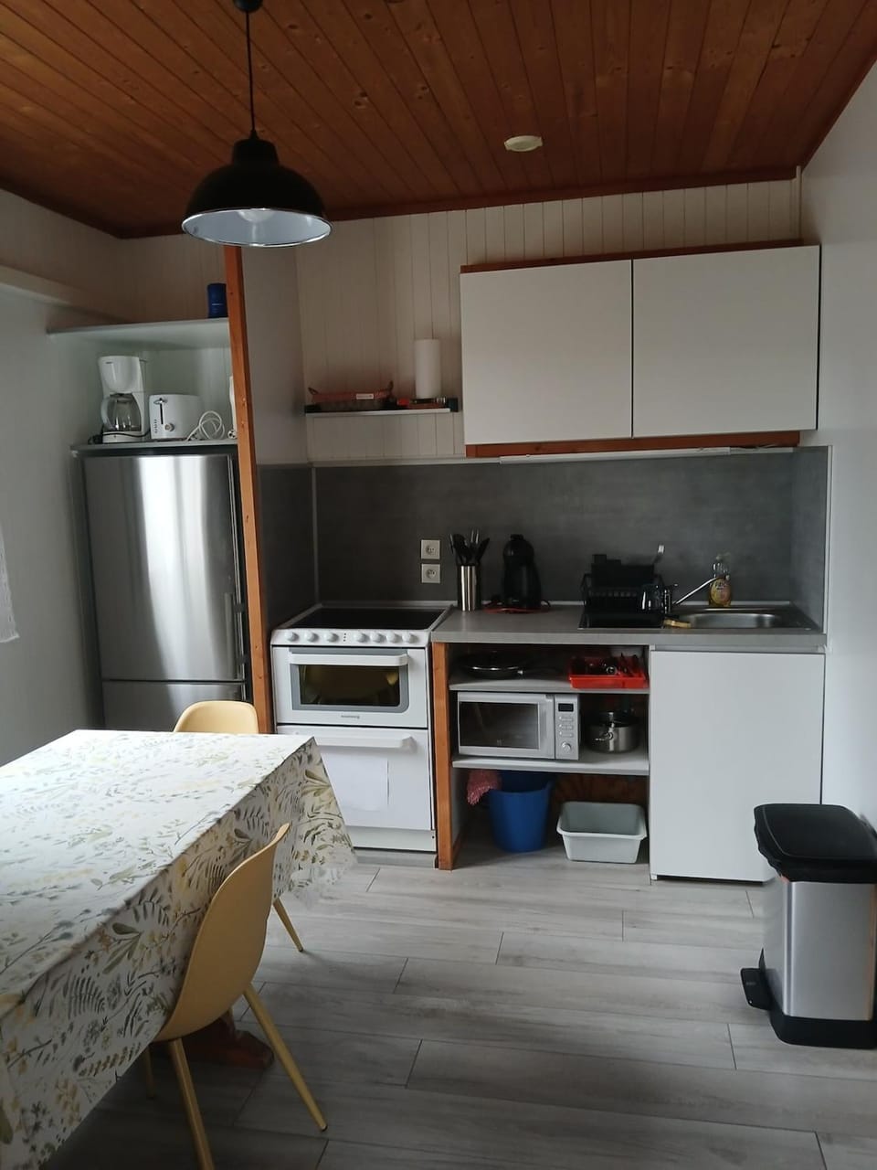 Chalet au calme climatisé et clôturé Chalet in Auvergne-Rhône-Alpes
