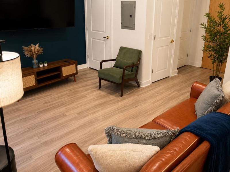 TV and multimedia, Living room, Seating area