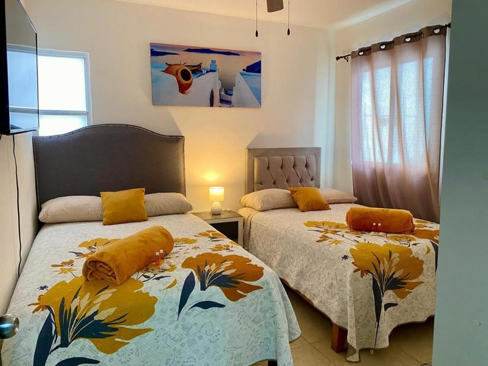 Smart 2BR 2BA Stay Wifi Pools Gated 24x7 Apartment in Cancun