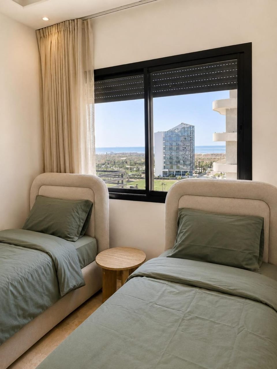 Sea & Park View Apartment - Wifi, Netflix & IPTV Apartment in Casablanca-Settat