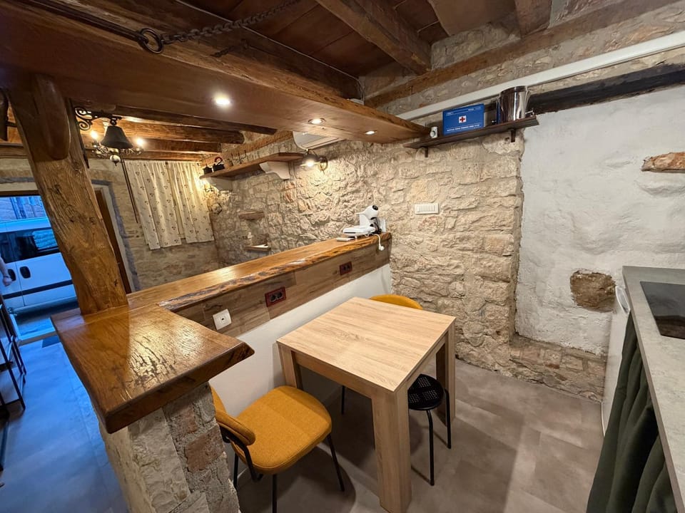 Studio apartman Ema Bed and Breakfast in Istria County