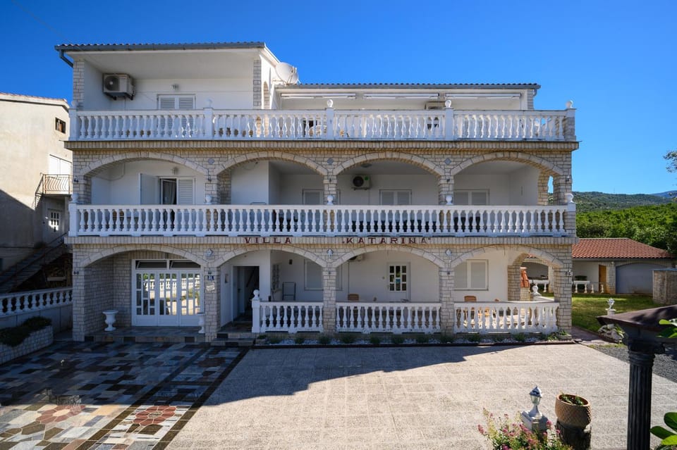 Off site, Day, Balcony/Terrace