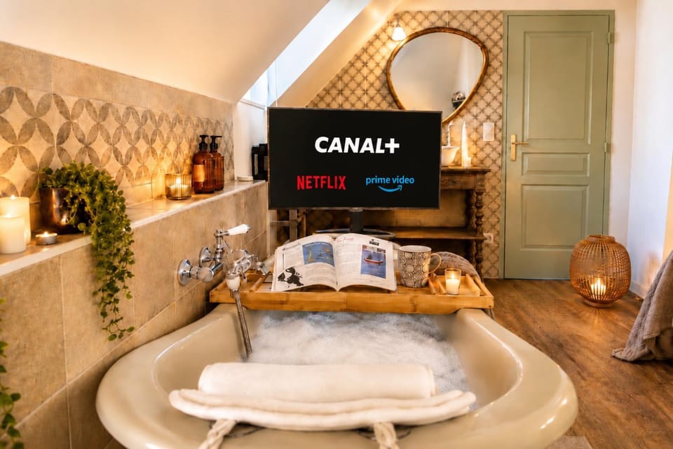 Fournil XVIIe & Spa privatifs - La Nuit d Étang House in Normandy