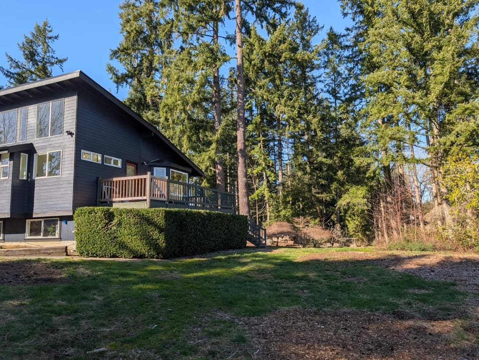 Property building, Garden