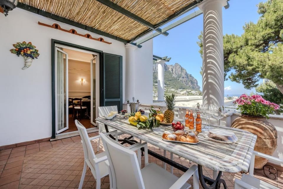 Balcony/Terrace, Dining area