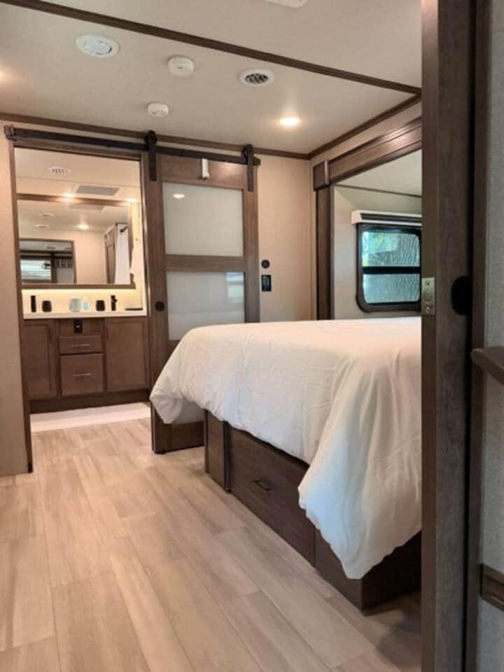 Sunset Shores RV House in Eufaula