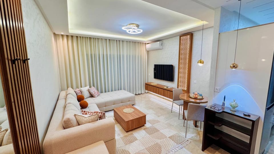 Elegant, modern studio in Casablanca Apartment in Casablanca