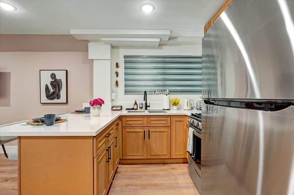 Kitchen or kitchenette, kitchen, kitchen