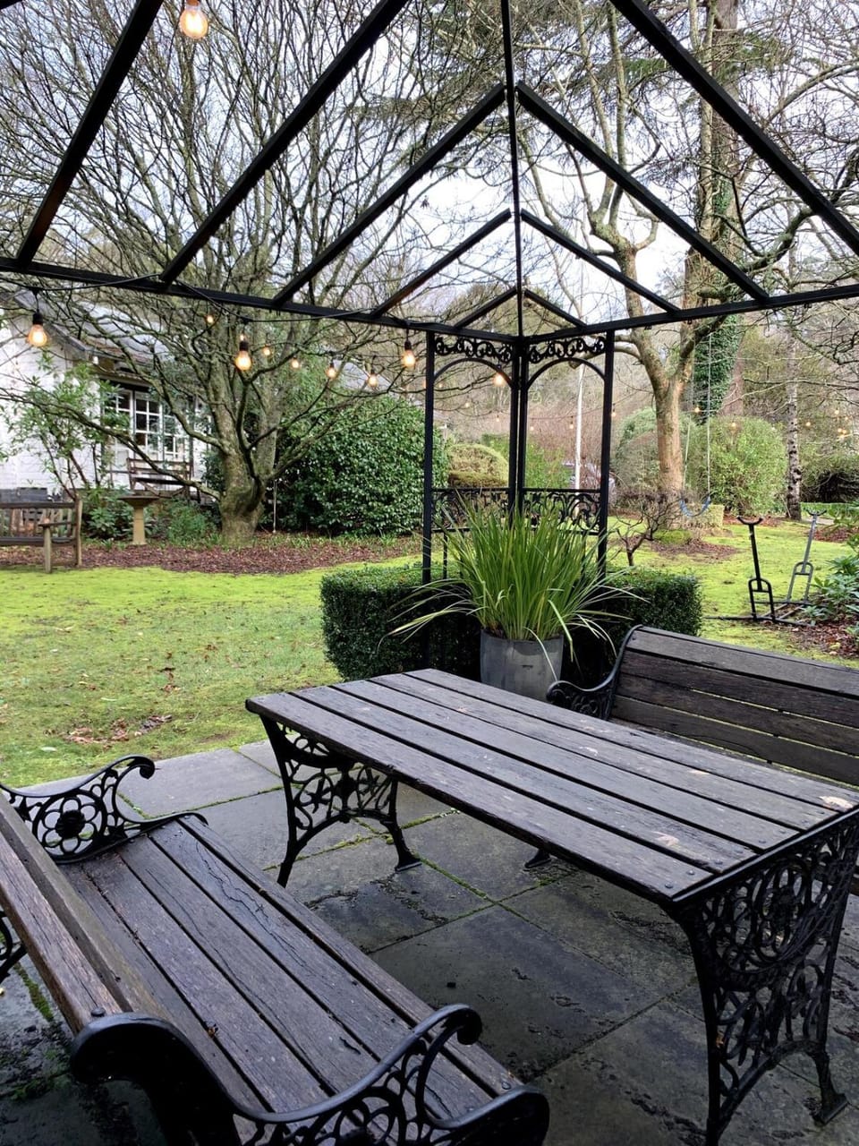 Patio, Day, Garden, Dining area, Garden view