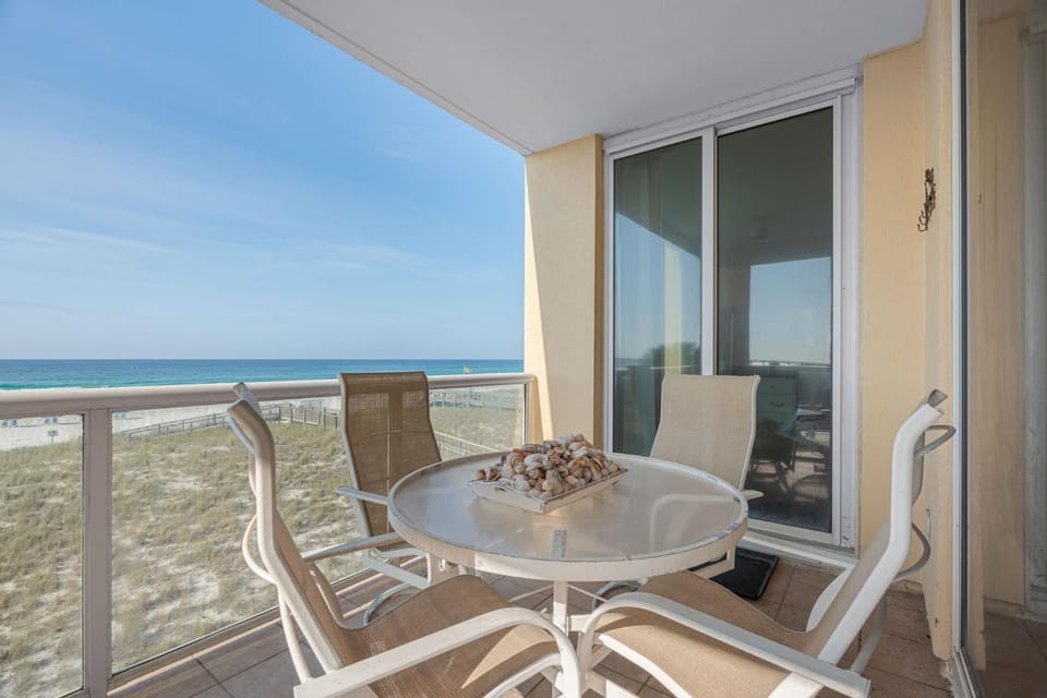 Sunny Beachfront condo with Gulf views pool & deck House in Pensacola Beach