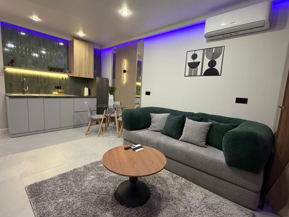 Lili's House Komitas 5 Floor Apartment in Yerevan