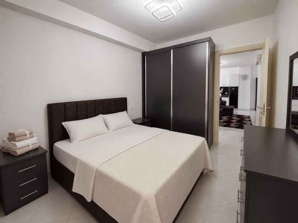 New Rooms BnB Apartment in Tirana County, Albania