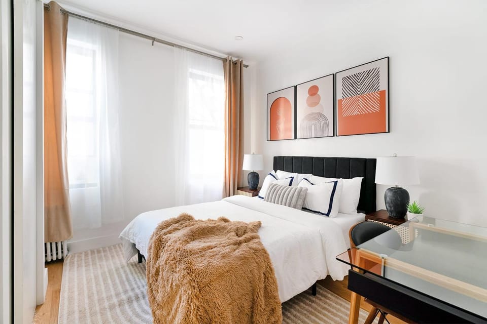 Bed, Photo of the whole room