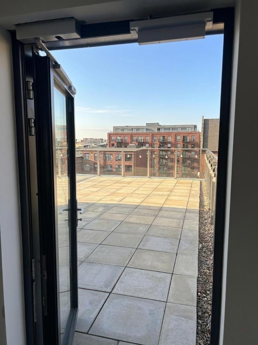 Panoramic View City Centre Apartment And Free Netflix Apartment in Birmingham