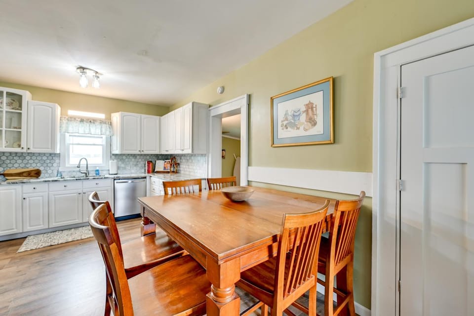 Family Home in Heart of Brownsville: Walk to River House in Kentucky