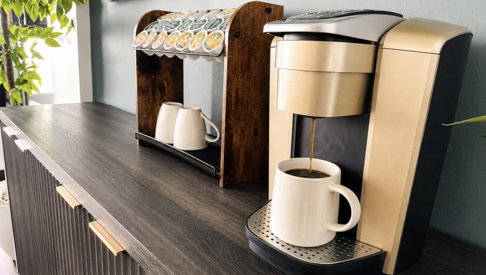 Coffee/tea facilities, Kitchen or kitchenette