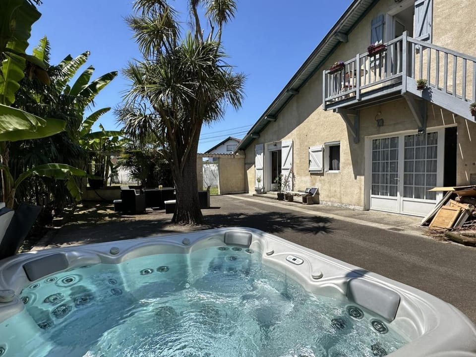 Maison le baron Bed and Breakfast in Nouvelle-Aquitaine