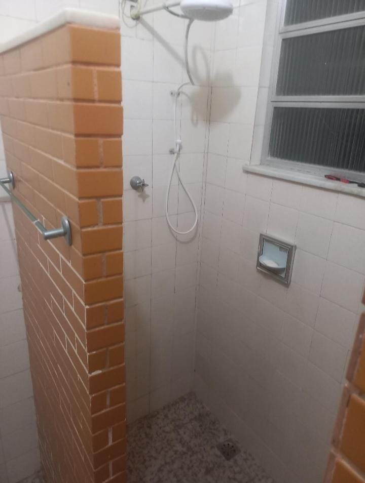 Casa familiar a 250m da praia e a menos de 2km do centro de Saquarema e da igreja Nossa Senhora de Nazaré House in Saquarema
