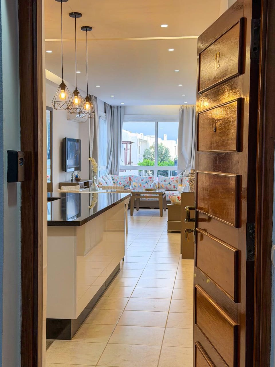 Facade/entrance, Living room, Dining area