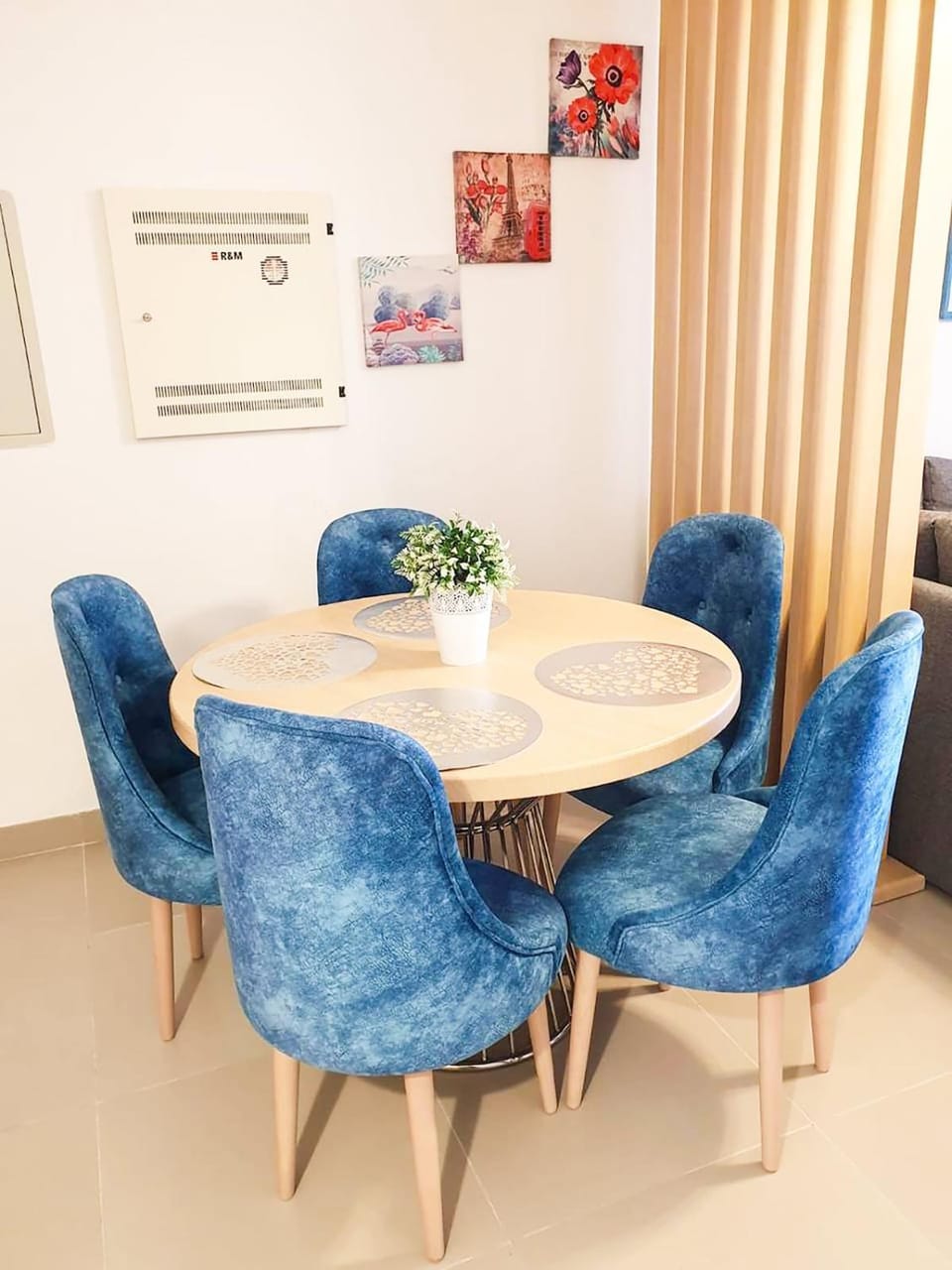 Seating area