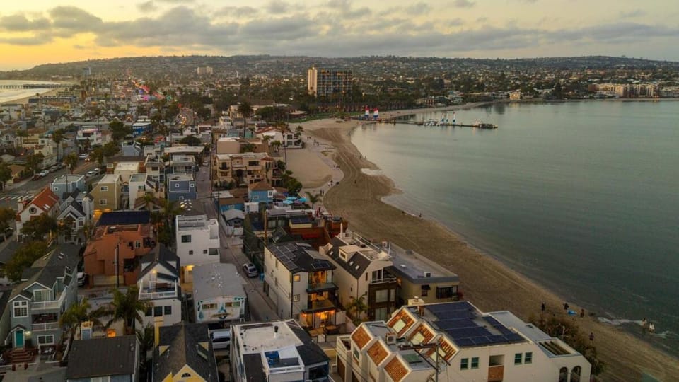 The Shoreline House House in Mission Beach